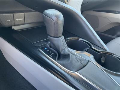 2020 Toyota Camry LE - Photo 32 - Acton, MA 01720