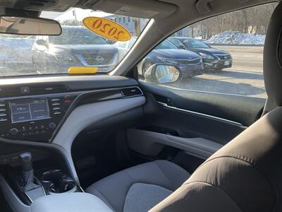2020 Toyota Camry LE - Photo 18 - Acton, MA 01720