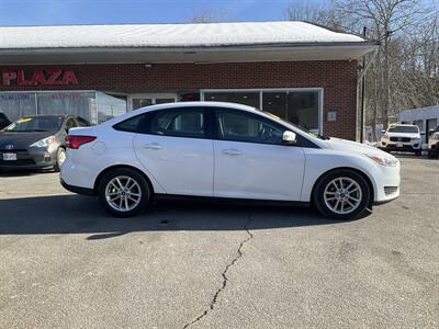2017 Ford Focus SE - Photo 4 - Acton, MA 01720