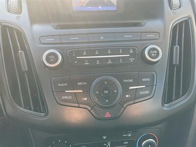2017 Ford Focus SE - Photo 25 - Acton, MA 01720