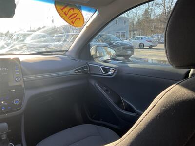 2021 Hyundai IONIQ Hybrid SEL   - Photo 12 - Acton, MA 01720