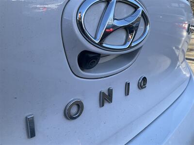 2021 Hyundai IONIQ Hybrid SEL   - Photo 8 - Acton, MA 01720
