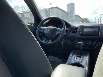 2020 Honda HR-V Sport   - Photo 18 - Acton, MA 01720