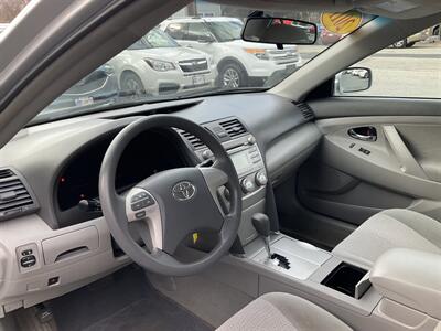 2011 Toyota Camry LE   - Photo 16 - Acton, MA 01720