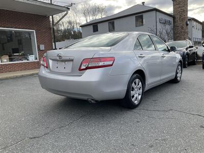 2011 Toyota Camry LE   - Photo 5 - Acton, MA 01720