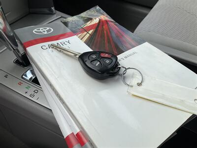 2011 Toyota Camry LE   - Photo 19 - Acton, MA 01720
