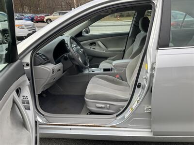 2011 Toyota Camry LE   - Photo 15 - Acton, MA 01720