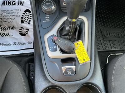 2018 Jeep Cherokee Latitude   - Photo 27 - Acton, MA 01720