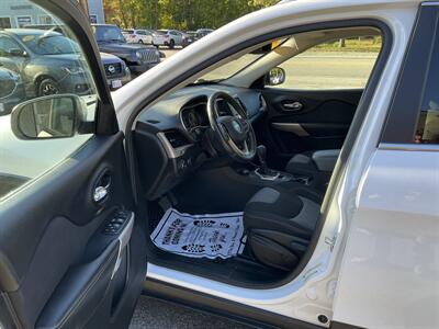 2018 Jeep Cherokee Latitude   - Photo 16 - Acton, MA 01720