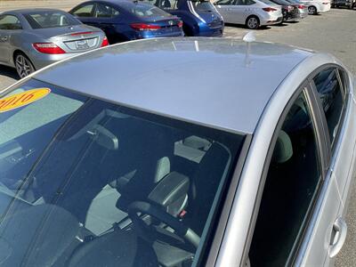 2016 Chevrolet Cruze LT Auto - Photo 10 - Acton, MA 01720