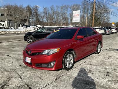 2014 Toyota Camry SE Sedan