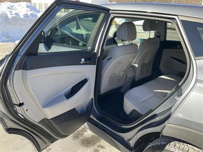 2018 Hyundai TUCSON SE   - Photo 12 - Acton, MA 01720