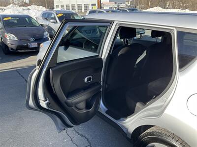 2019 Kia Soul   - Photo 12 - Acton, MA 01720