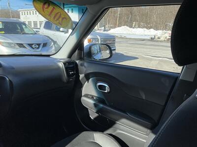 2019 Kia Soul   - Photo 17 - Acton, MA 01720