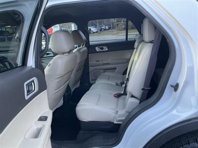 2015 Ford Explorer XLT - Photo 12 - Acton, MA 01720