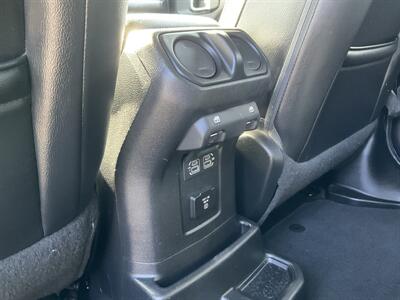2018 Jeep Wrangler Unlimited Sahara   - Photo 15 - Acton, MA 01720