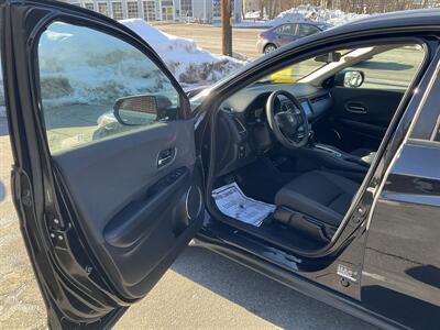 2019 Honda HR-V EX - Photo 18 - Acton, MA 01720
