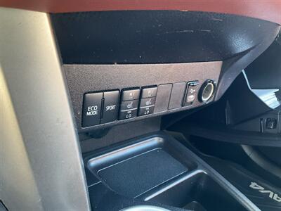 2014 Toyota RAV4 Limited   - Photo 27 - Acton, MA 01720