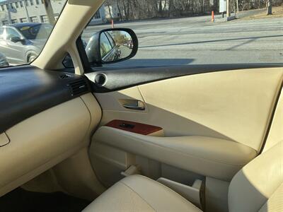 2010 Lexus RX 350   - Photo 15 - Acton, MA 01720