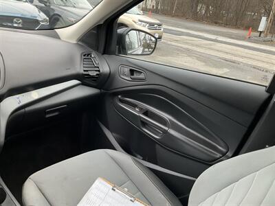 2019 Ford Escape S - Photo 14 - Acton, MA 01720