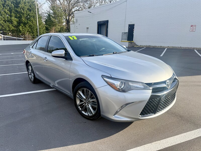 2017 Toyota Camry SE   - Photo 1 - Stanley, NC 28164