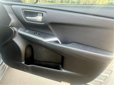 2017 Toyota Camry SE - Photo 16 - Stanley, NC 28164