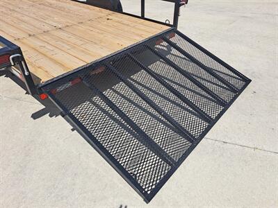 2025 DownEarth 82 " x 14' Single Axle Utility - Photo 4 - Goshen, IN 46526