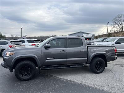 2018 Toyota Tacoma SR5 - Photo 2 - Cleveland, GA 30528