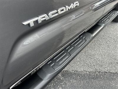 2018 Toyota Tacoma SR5 - Photo 14 - Cleveland, GA 30528