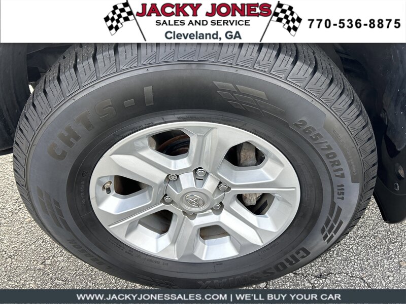 2017 Toyota 4Runner SR5  