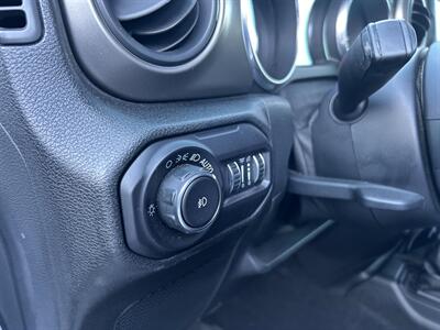 2018 Jeep Wrangler Sport S   - Photo 18 - Cleveland, GA 30528