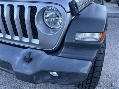 2018 Jeep Wrangler Sport S   - Photo 12 - Cleveland, GA 30528