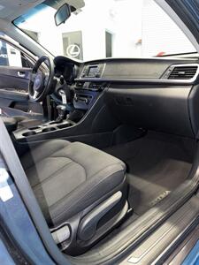 2017 Kia Optima LX   - Photo 12 - Charlotte, NC 28273
