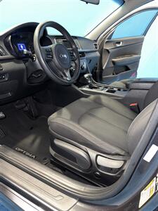 2017 Kia Optima LX   - Photo 11 - Charlotte, NC 28273