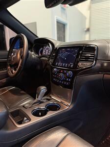 2019 Jeep Grand Cherokee High Altitude   - Photo 14 - Charlotte, NC 28273