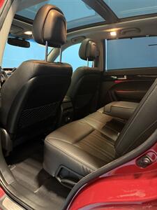 2015 Kia Sorento SX 7-Seater   - Photo 8 - Charlotte, NC 28273