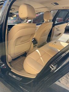 2014 BMW 528i xDrive - Photo 10 - Charlotte, NC 28273