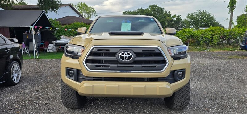 2017 Toyota Tacoma TRD Off-Road  