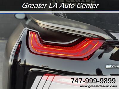 2015 BMW i8 - Photo 12 - Sun Valley, CA 91352