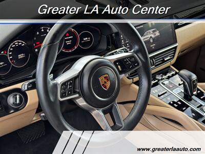 2019 Porsche Cayenne   - Photo 18 - Sun Valley, CA 91352