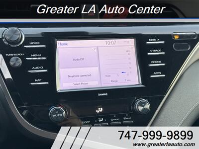 2020 Toyota Camry SE Nightshade   - Photo 15 - Sun Valley, CA 91352