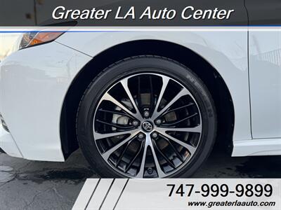 2020 Toyota Camry SE Nightshade   - Photo 5 - Sun Valley, CA 91352