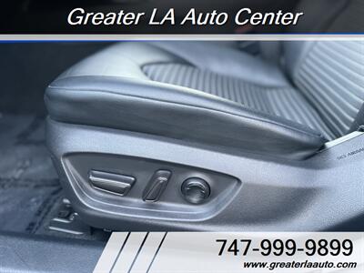 2020 Toyota Camry SE Nightshade   - Photo 10 - Sun Valley, CA 91352