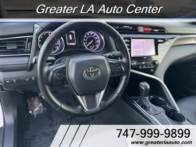 2020 Toyota Camry SE Nightshade   - Photo 11 - Sun Valley, CA 91352