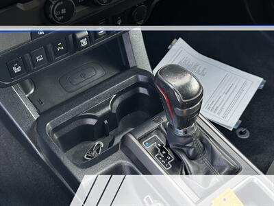 2019 Toyota Tacoma TRD Off-Road   - Photo 18 - Sun Valley, CA 91352