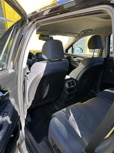 2019 Hyundai SANTA FE SEL 2.4L - Photo 8 - Denver, CO 80204