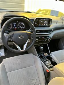 2020 Hyundai TUCSON SE - Photo 10 - Denver, CO 80204