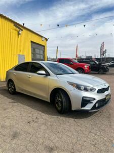 2020 Kia Forte FE   - Photo 2 - Denver, CO 80204