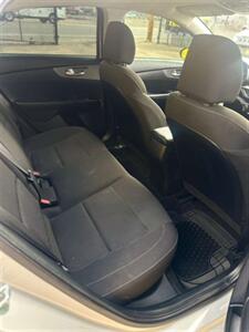 2020 Kia Forte FE   - Photo 7 - Denver, CO 80204