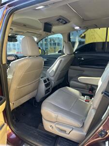 2016 Honda Pilot Elite - Photo 8 - Denver, CO 80204